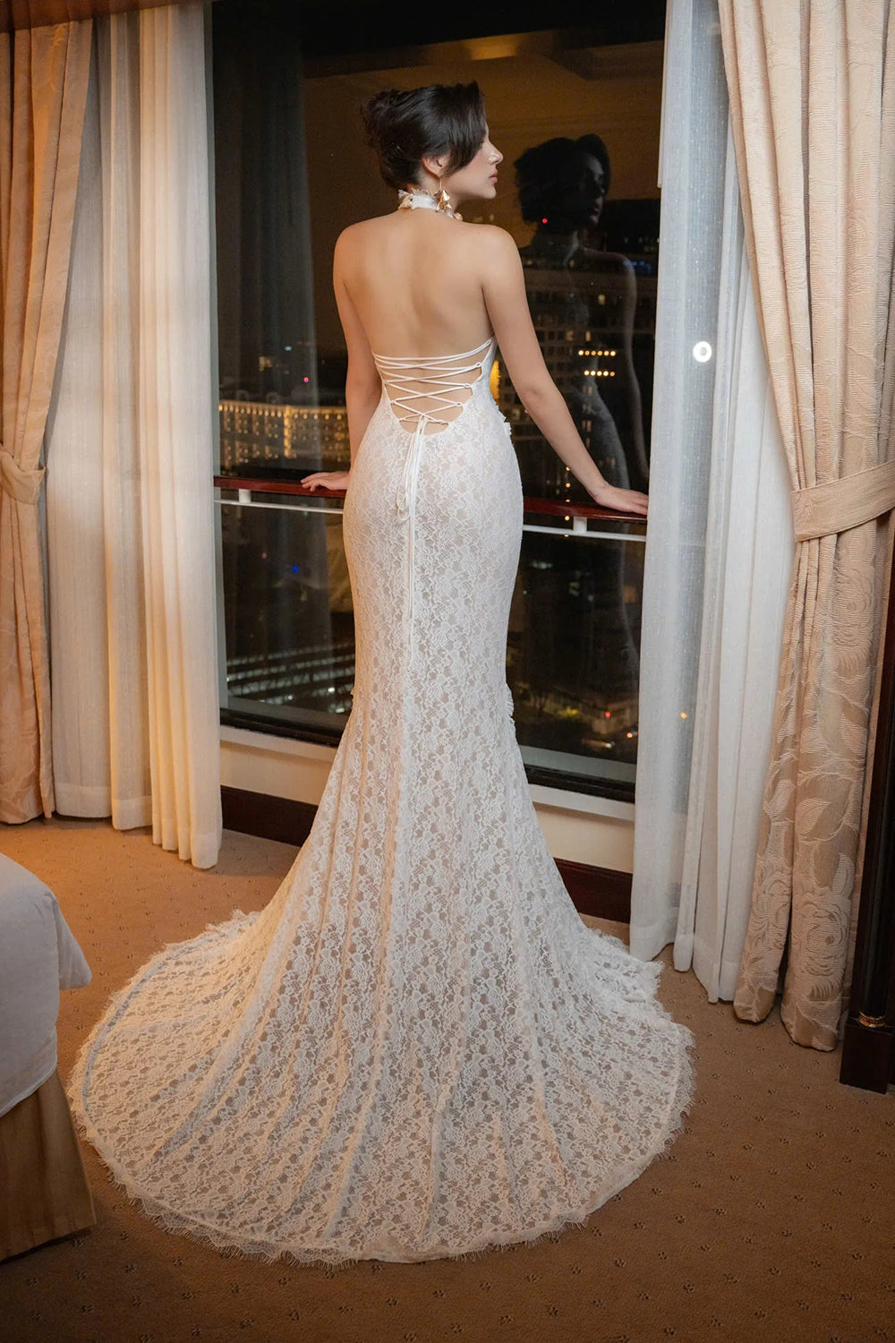 Open back lace maxi dress