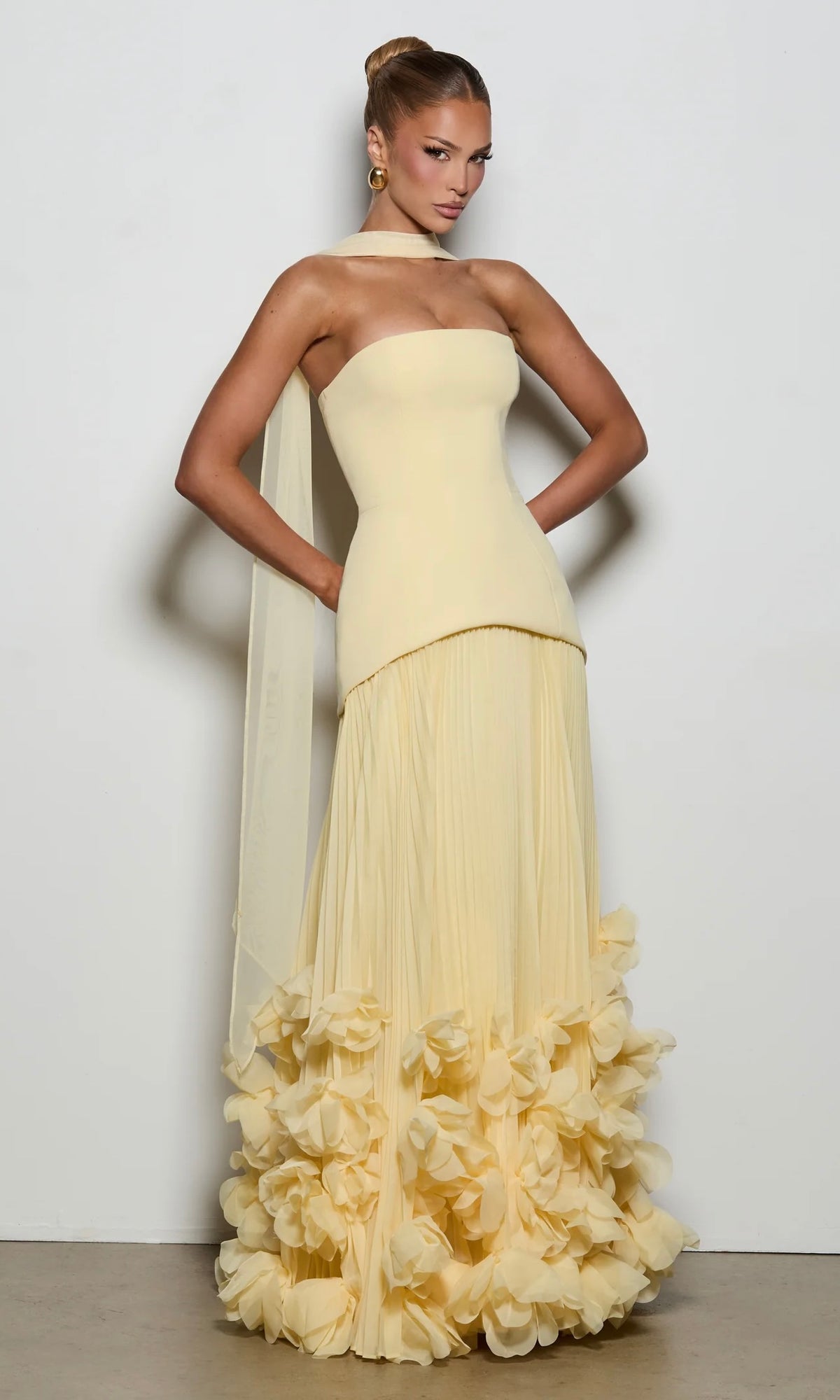 The sarahphina maxi dress yellow